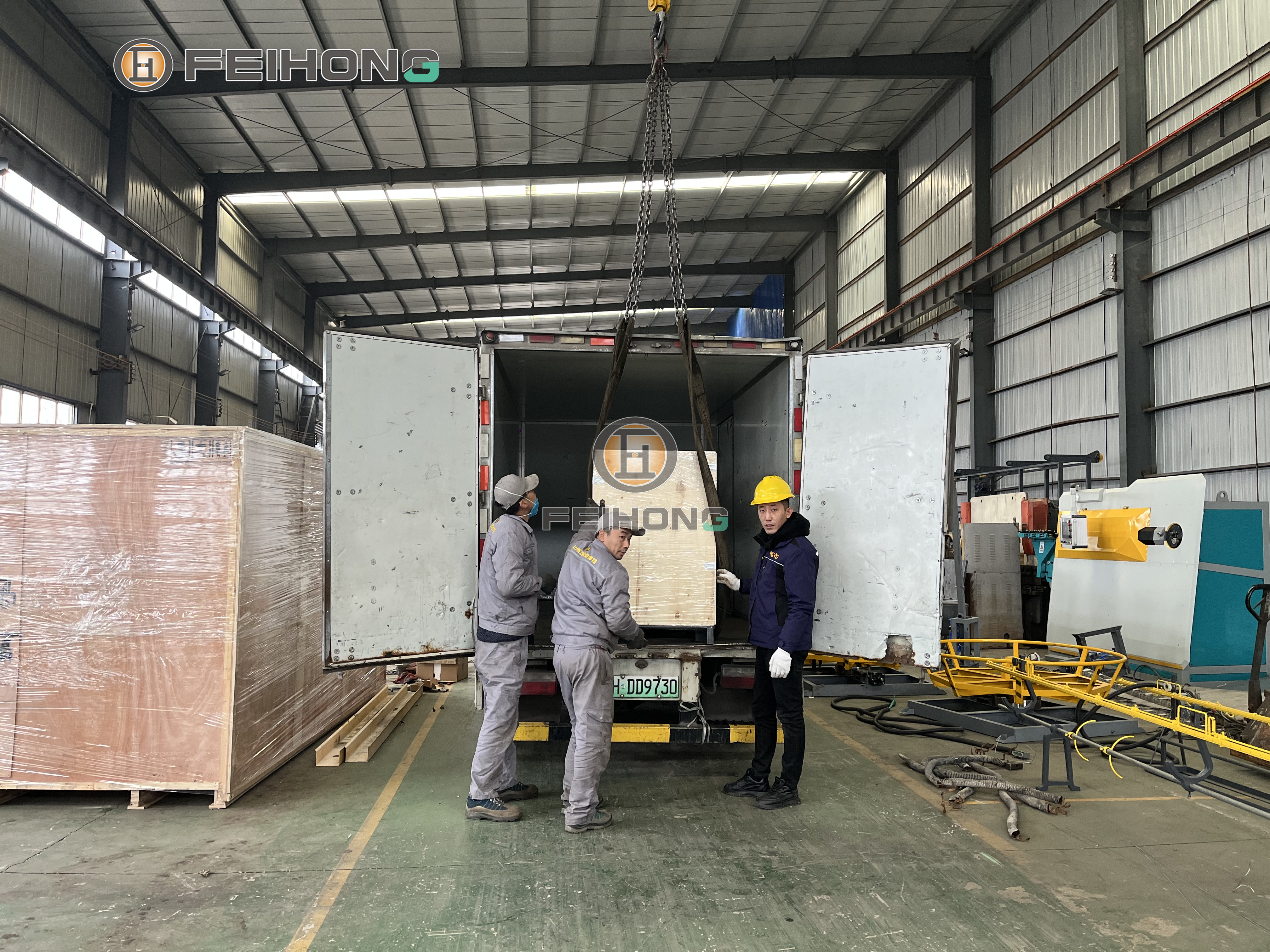 喜訊！熱烈慶祝飛宏1套數(shù)控鋼筋鋸床裝車完畢順利發(fā)出